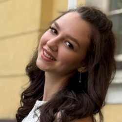 Соня Вераксіч Соня Вераксіч